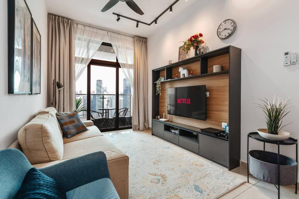 Legasi Kgbharu Ps4 Homey Next To Klcc & Train Pangsapuri *